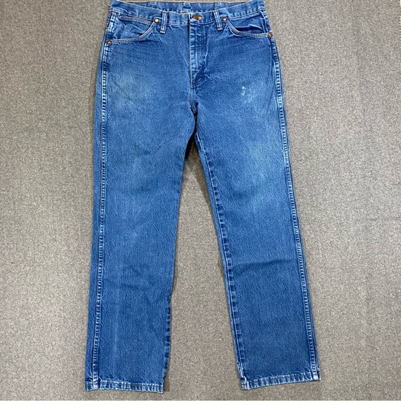 Vintage Wrangler Cowboy Cut Straight Fit Blue Jeans Size 33x30 - Picture 4 of 9